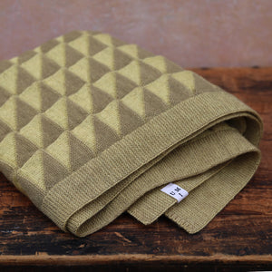 Baby Blanket Triangles - 100% Organic Plant Dyed GOTS Merino Wool (94x78m)