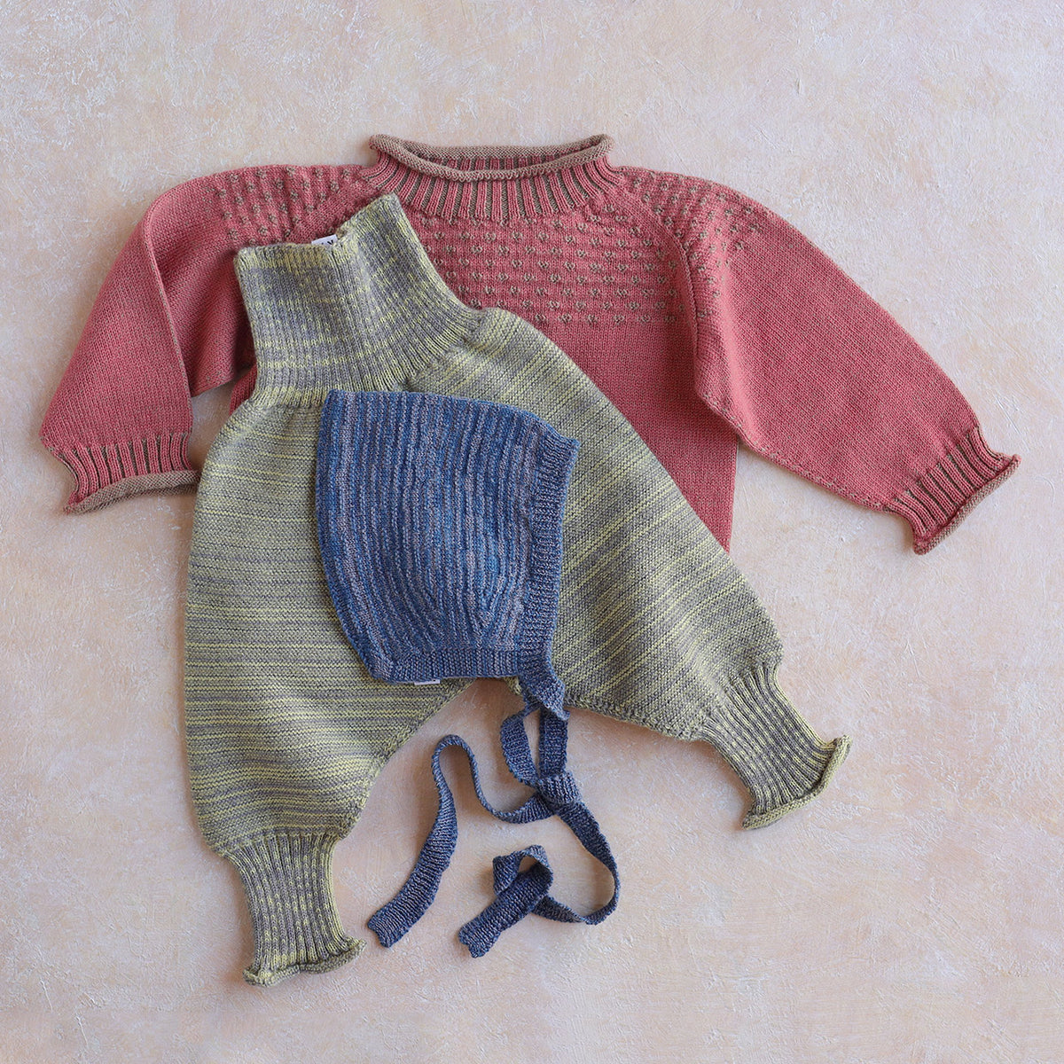 Baby Bonnet - 100% Organic Plant Dyed GOTS Merino Wool (0-24m)