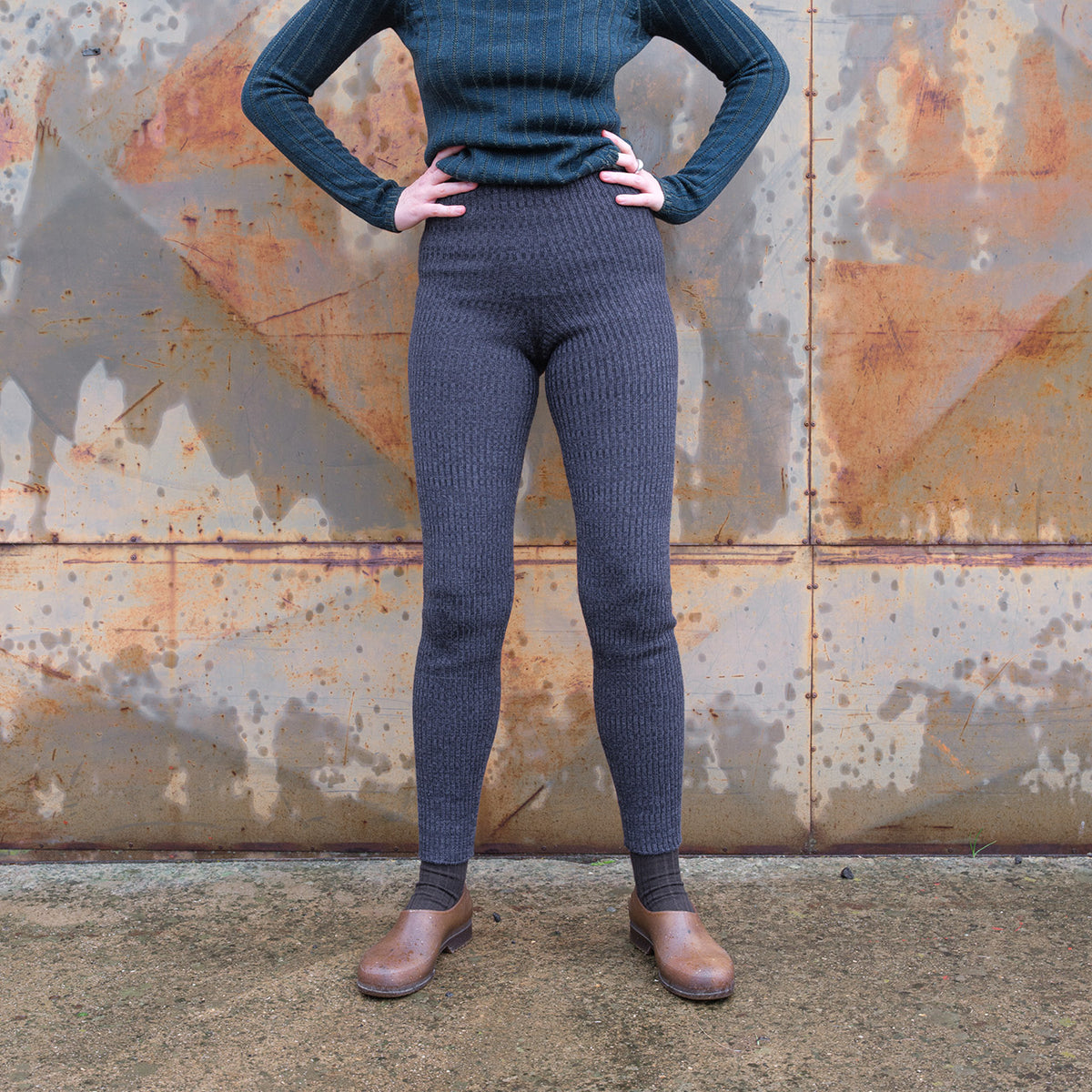Harry Knitted Rib Leggings - 100% Extra Fine Merino - Anthracite