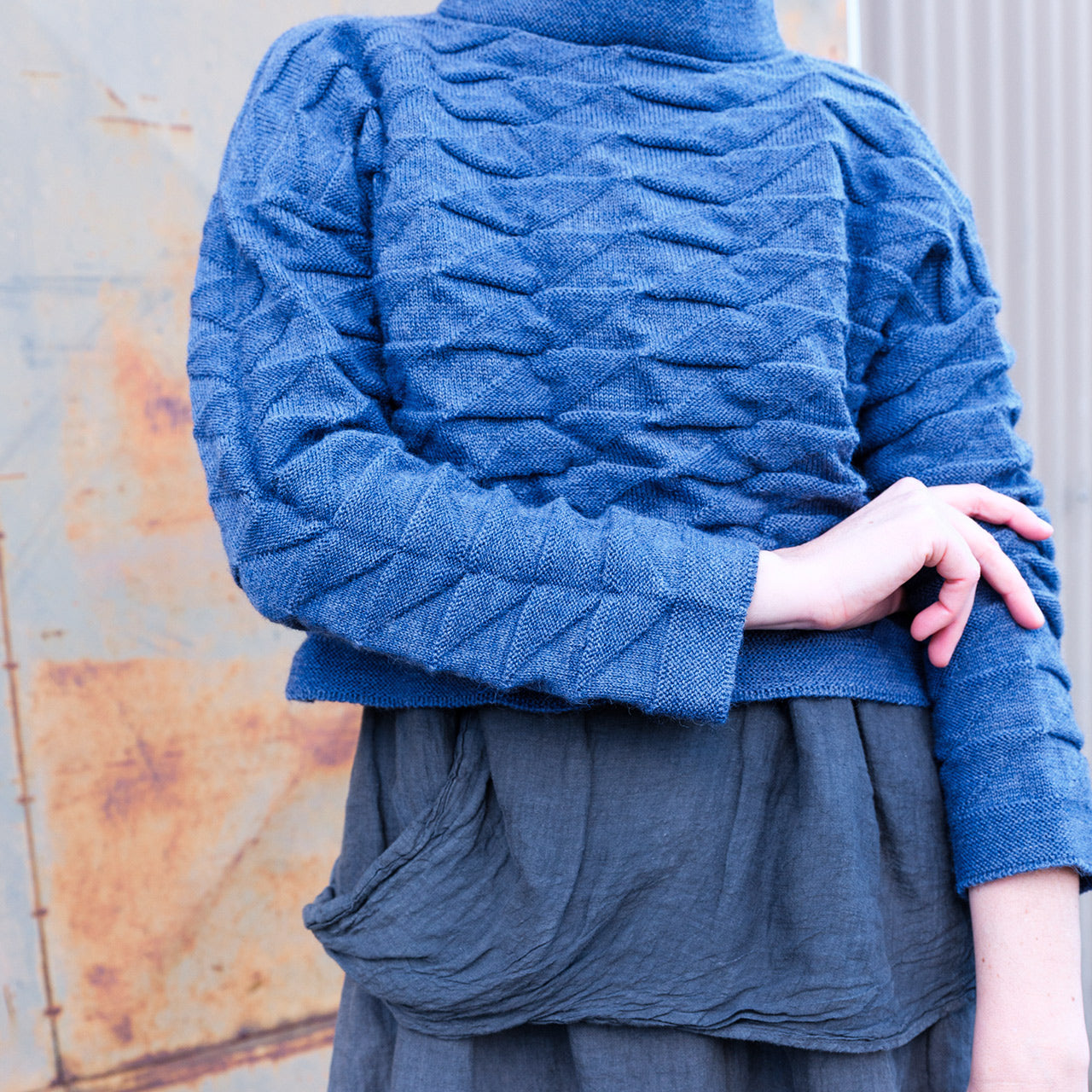 Helix Short Jumper - 100% Pure Wool - Blue