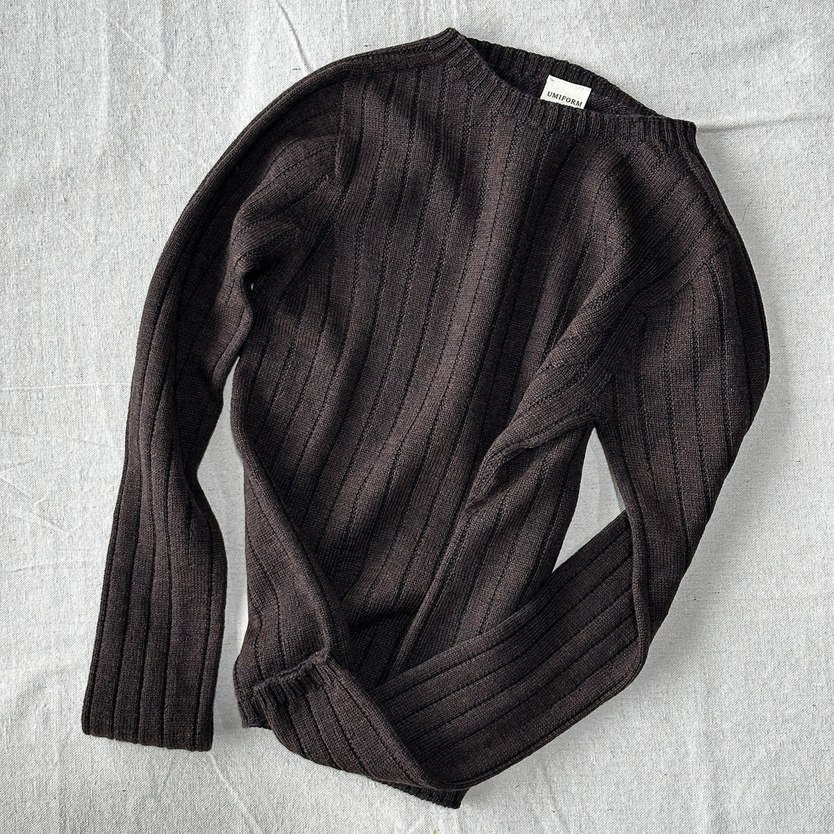 Nico Pullover - 100% Extra Fine Merino - Dark Chocolate