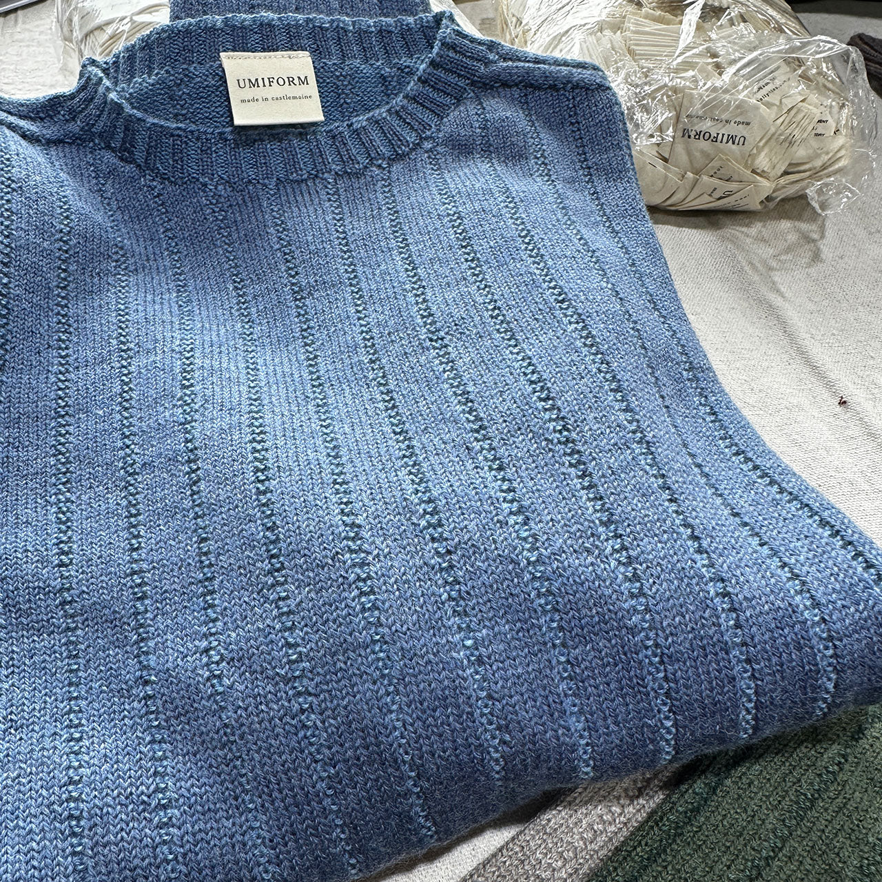 Nico Pullover - 100% Extra Fine Merino - Aqua Melange