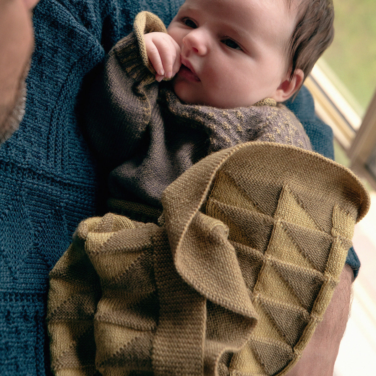 Baby Blanket Triangles - 100% Organic Plant Dyed GOTS Merino Wool (95x80m)