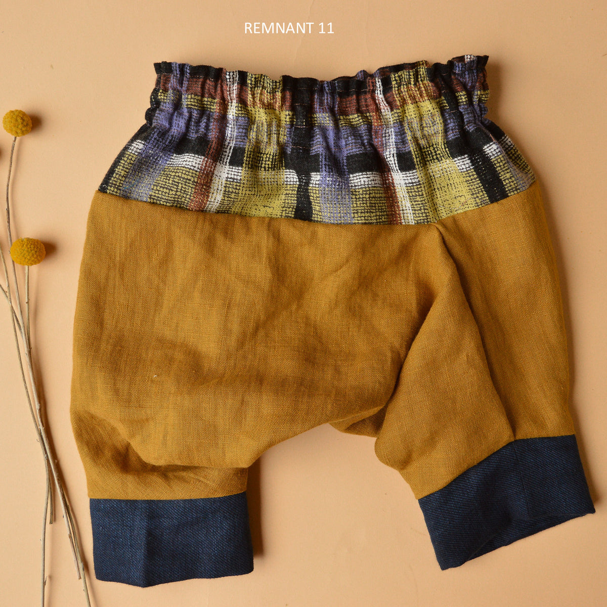 Richmond Nona Fleece Bermuda - Yellow Richmond Nona Fleece Bermuda - Yellow