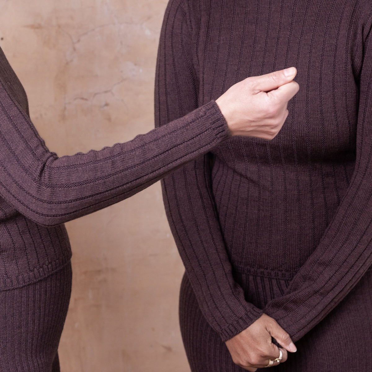 Nico Pullover - 100% Extra Fine Merino - Dark Chocolate *Pre-Order