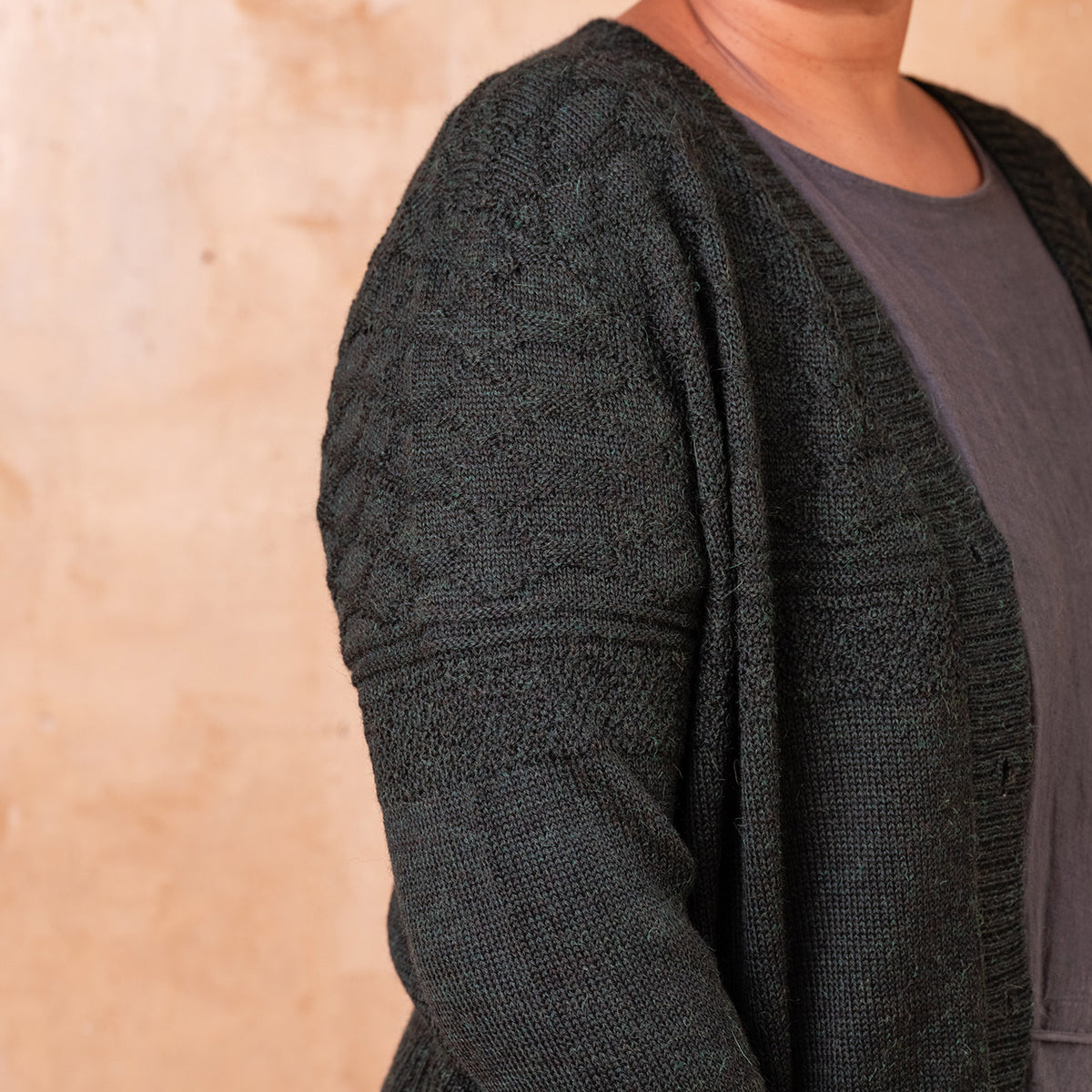 Nami Gansey Cardi - 100% Baby Alpaca - Forest Green Melange (S-L)