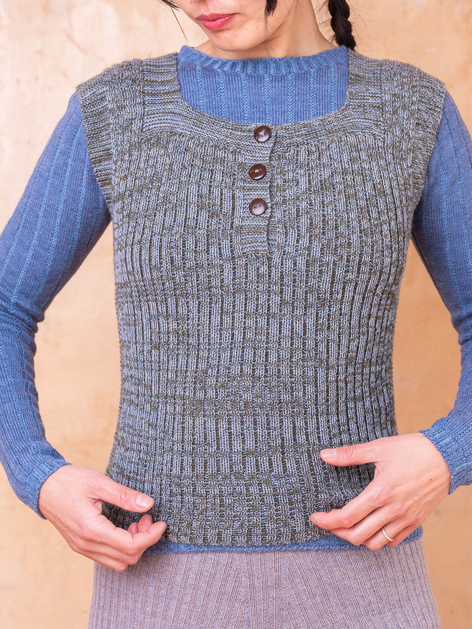 Rica Vest - 100% Baby Alpaca - Light Blue/Sheoak