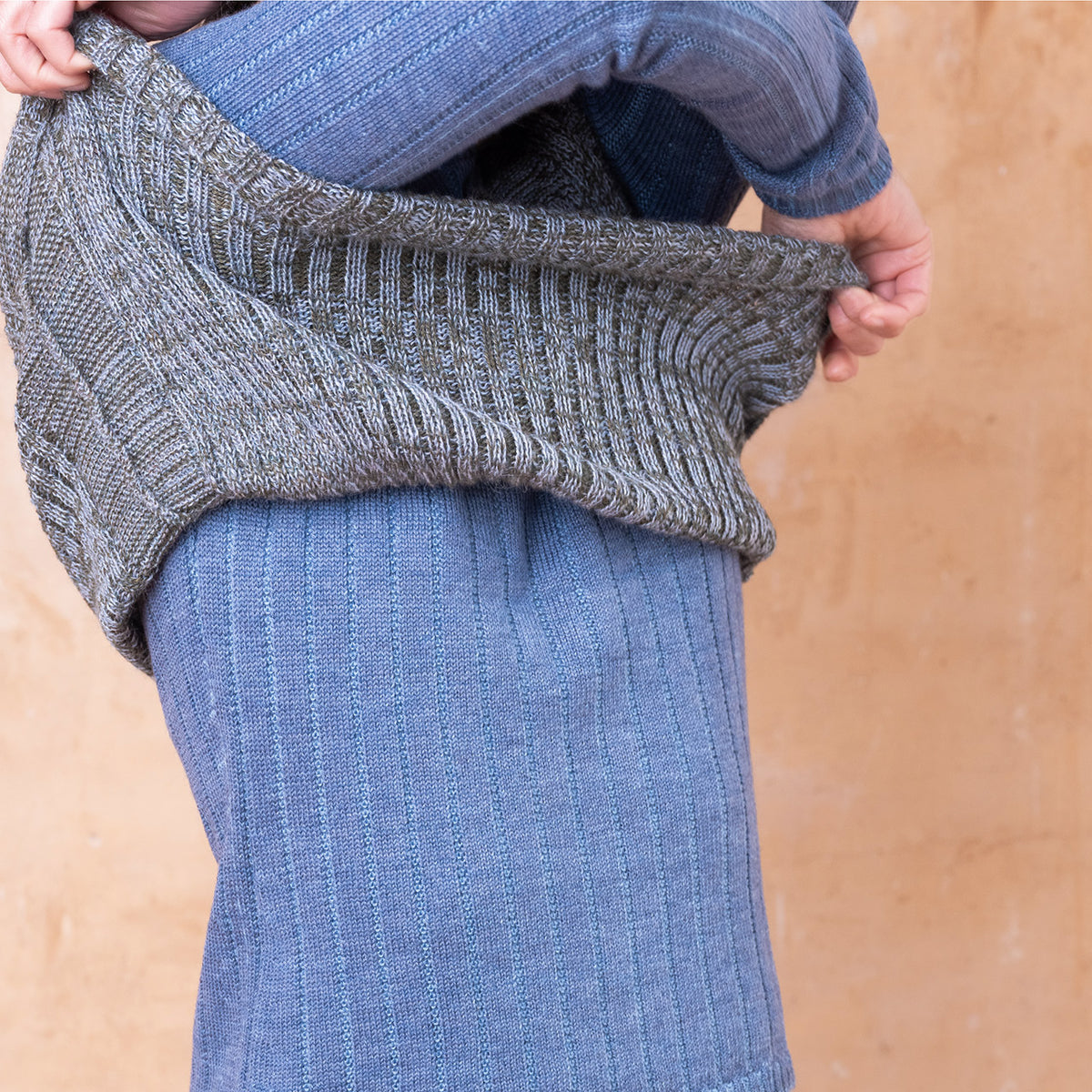 Rica Vest - 100% Baby Alpaca - Light Blue/Sheoak