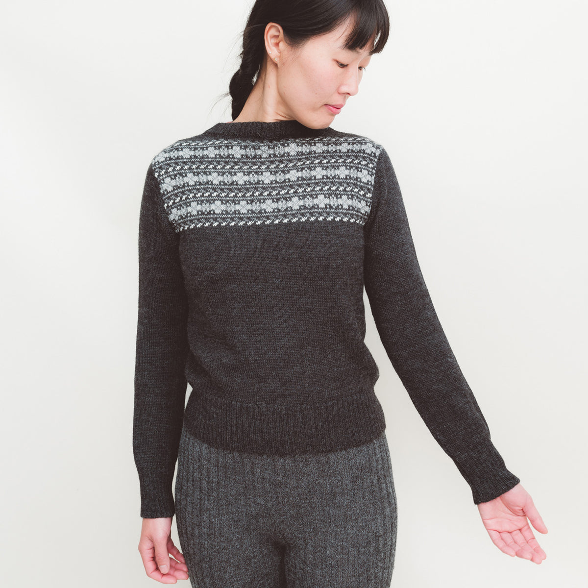 Women's Fairisle Vintage Yoke Sweater - 100% Baby Alpaca - Monochrome (M-L) *Last ones