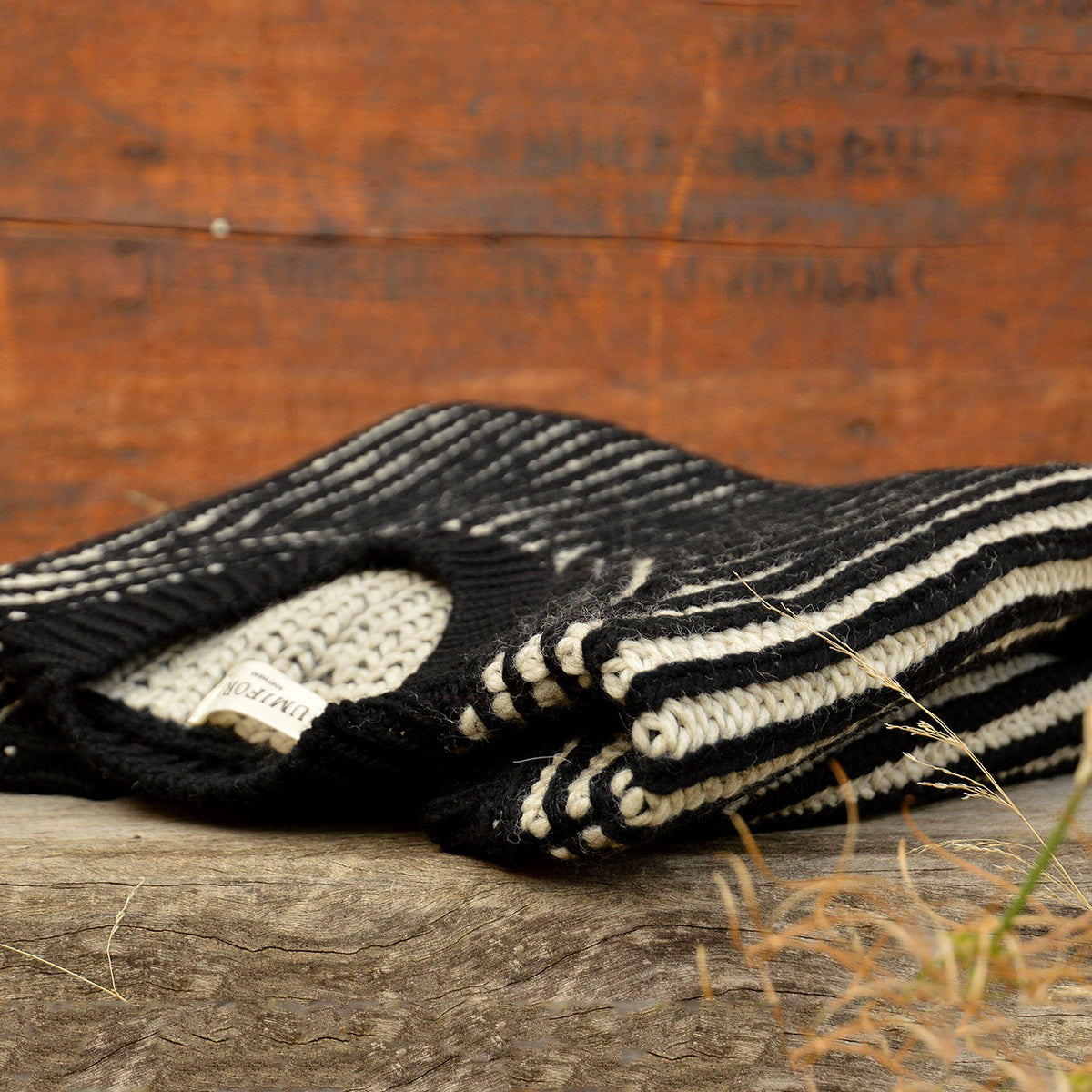 Women's Chunky Brioche Vest - 100% Highland Wool - Black/Ecru (S-L)