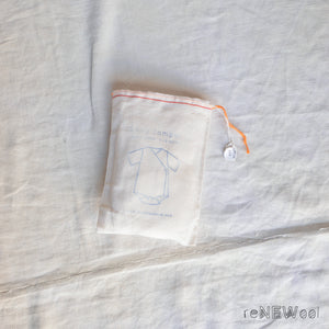 Baby Bodysuit kimono style in Organic Cotton (0-3m) *PRE-OWNED/NEW!