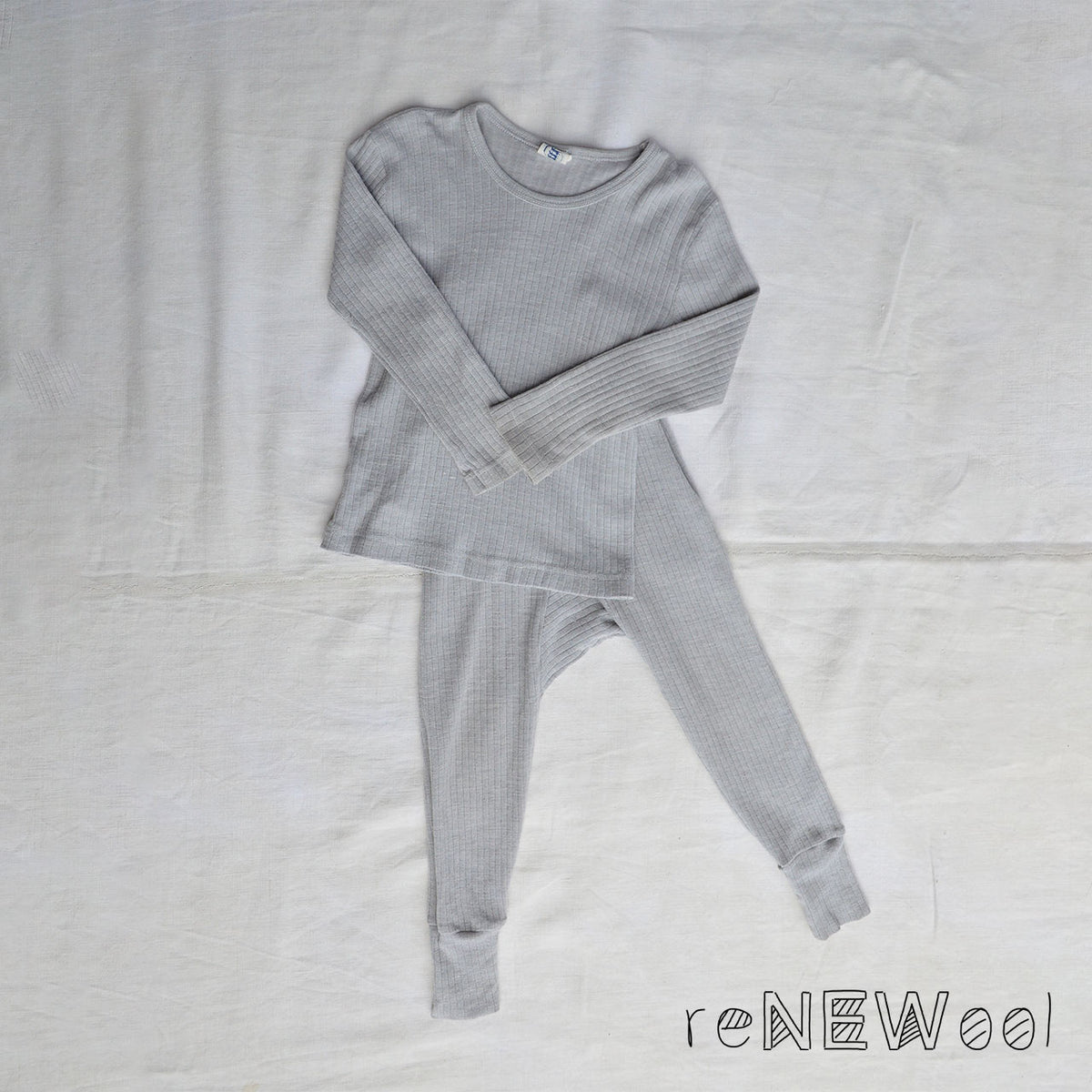 Kid's Bundle 2 Pieces - Charlie (2-4y) *PRE-LOVED