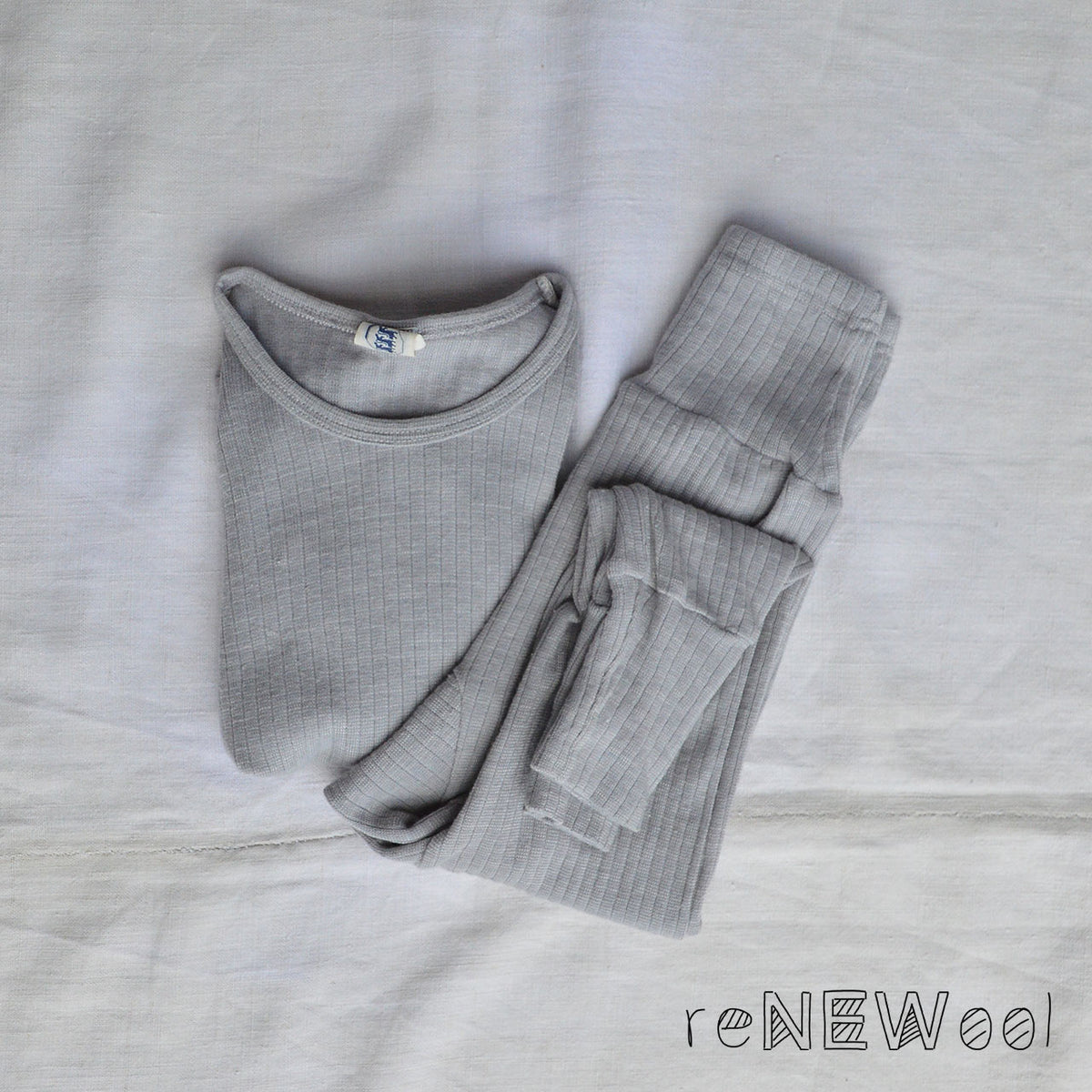 Kid's Bundle 2 Pieces - Charlie (2-4y) *PRE-LOVED