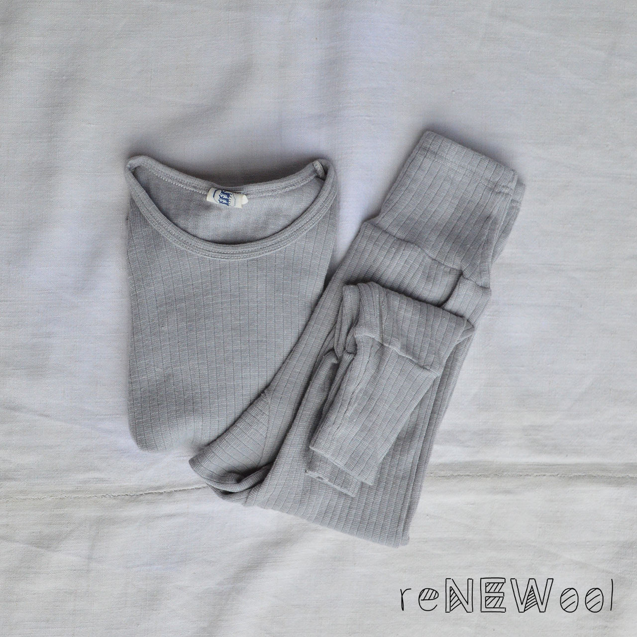 Kid's Bundle 2 Pieces - Charlie (2-4y) *PRE-LOVED