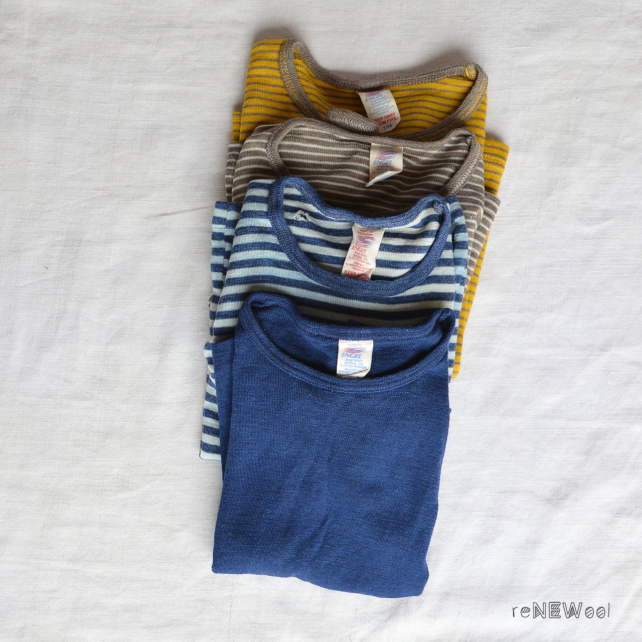 Kid's Play Bundle 4 Pieces - Otter (3-4y) *PRE-LOVED/YOU MEND IT!