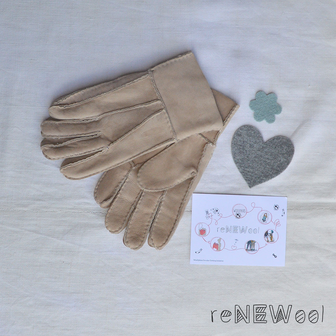 Adults Lambskin Riding Gloves - Beige (Size 8) *PRE-LOVED/MENDED