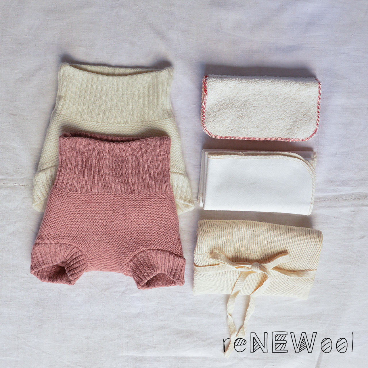 Baby Nappy Bundle 4 Pieces - Bonnie (0-4m) *PRE-LOVED/SECONDS