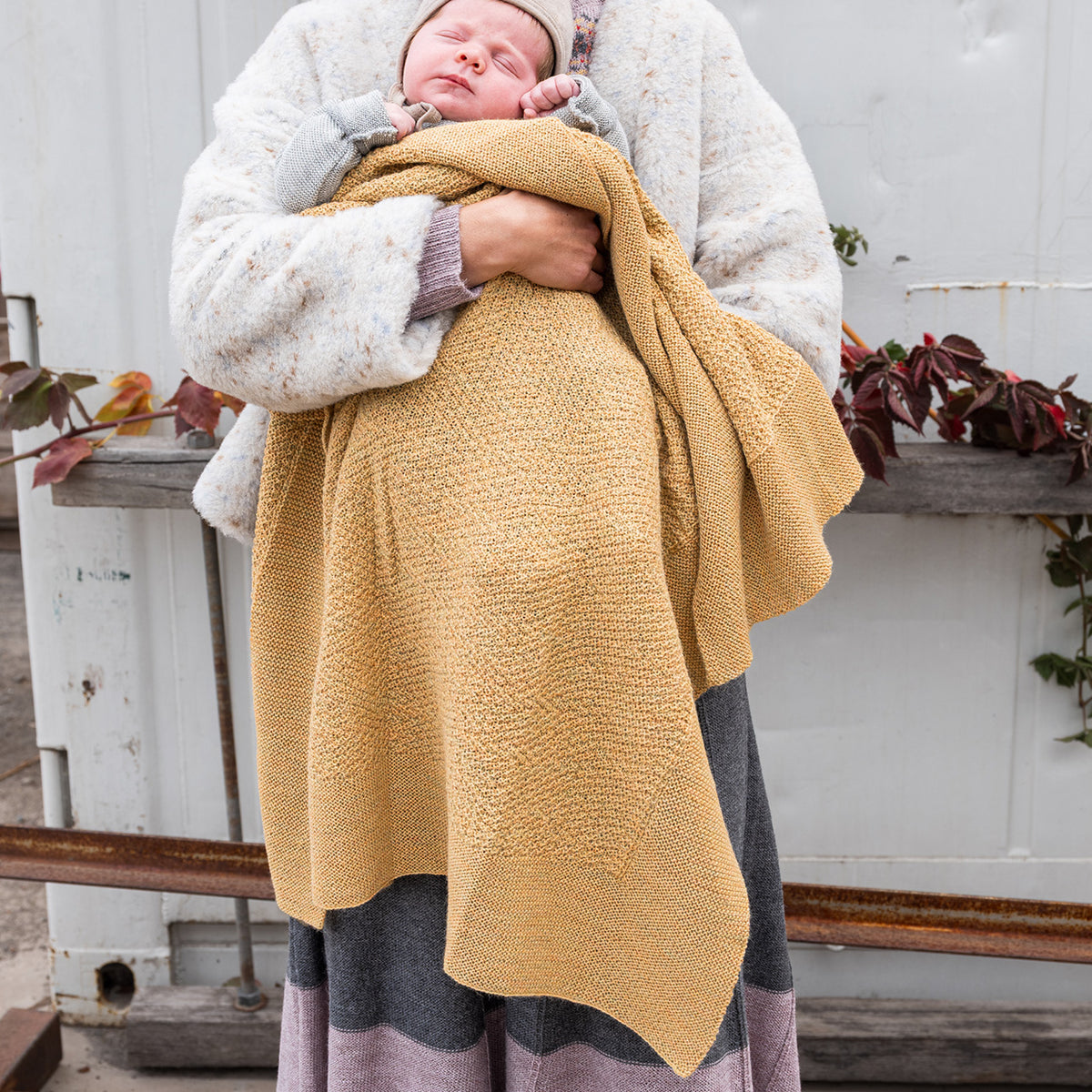 Heirloom Alpaca Baby Blanket - Golden Straw (90x90cm)