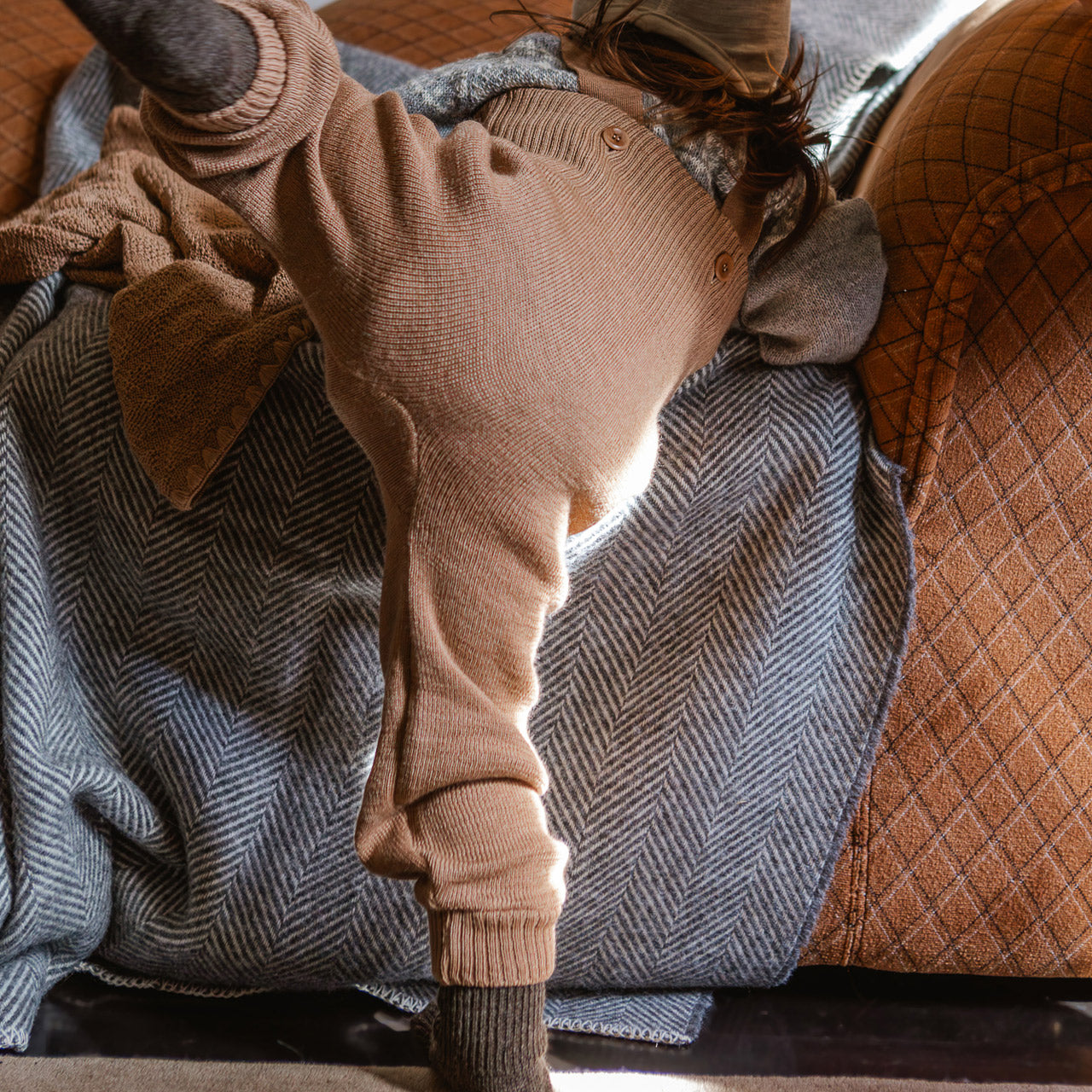 Herringbone Blanket in 100% Pure Wool - Slate/Ecru (140x200cm) *Returning 2025