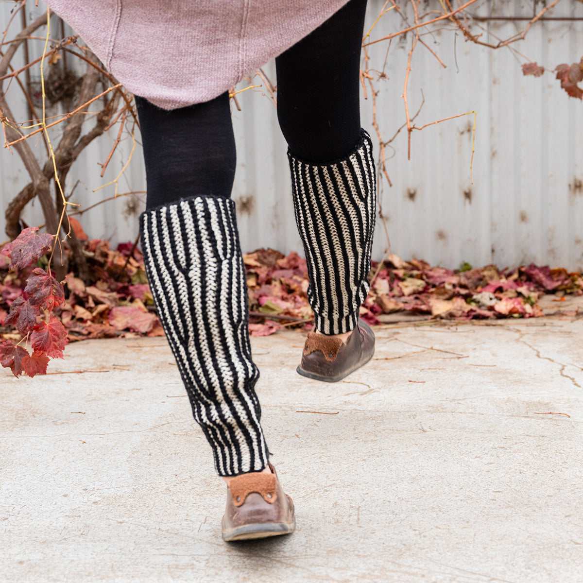 Brioche Legwarmers - 100% Chunky Highland Wool - Black/Ecru (Child-Adult)