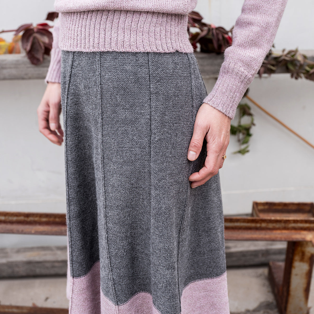 Women's Colourblock Panel Skirt - 100% Baby Alpaca - Grey/Lavender (S-L)