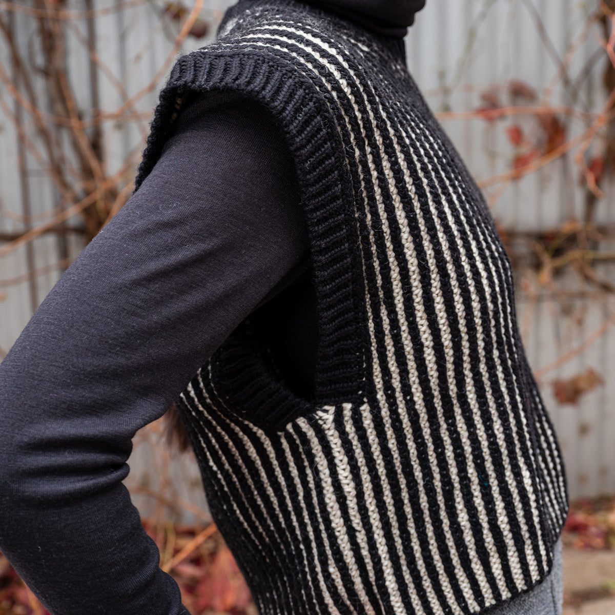 Women's Chunky Brioche Vest - 100% Highland Wool - Black/Ecru (S-L)