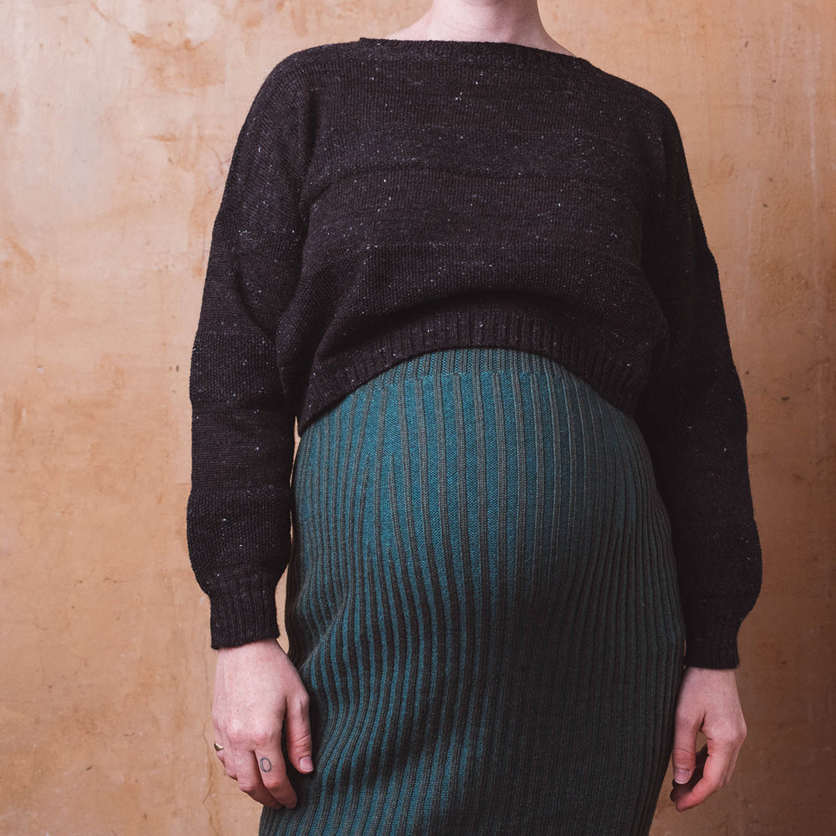 Moss Crop Jumper - Alpaca/Merino Tweed - Basalt
