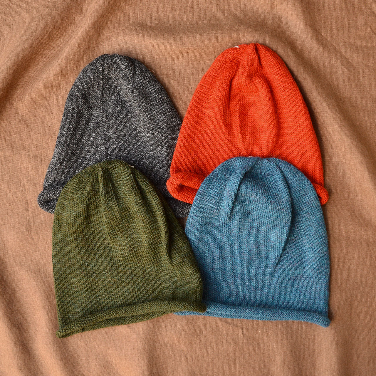 Adults Jersey Beanie in 100% Alpaca