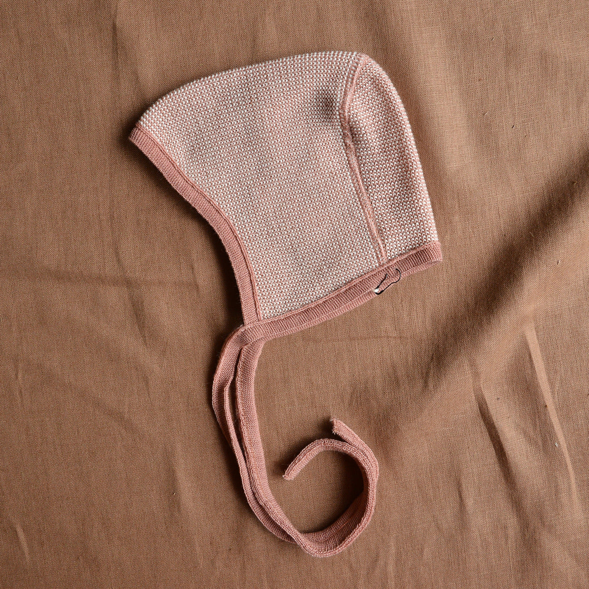 Bonnet in Organic Merino Wool (0-12m) *Returning 2026