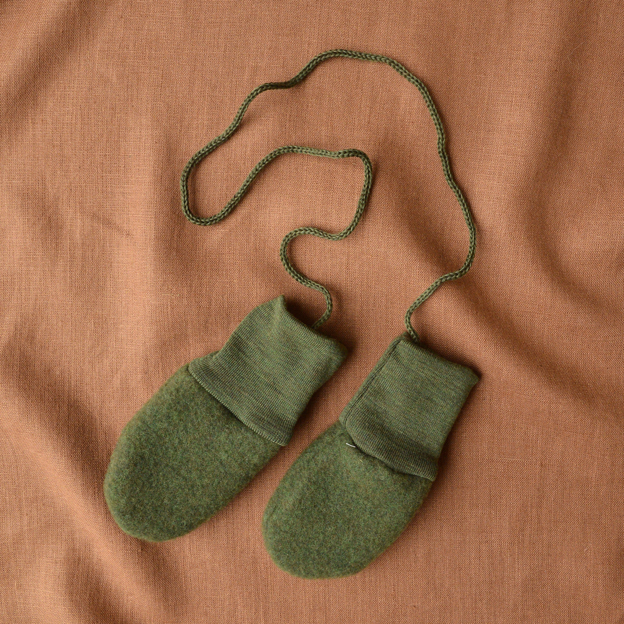 Baby Mittens in Organic Wool Fleece (0-18m)