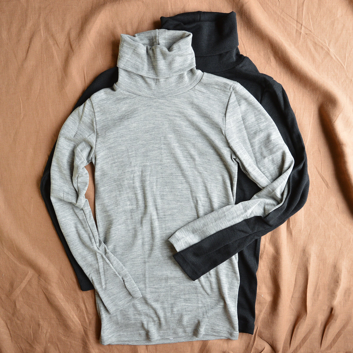 Unisex Adults Turtleneck Long Sleeve Top -Organic Merino/Silk