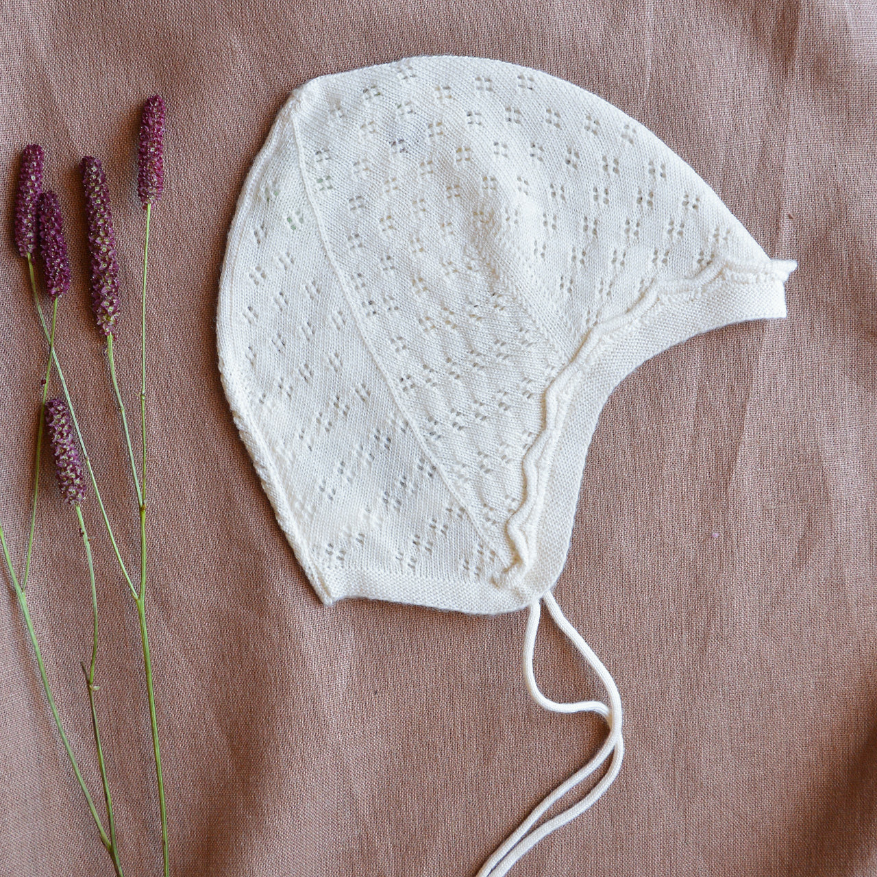 Pointelle Baby Hat in 100% Merino (0-24m)