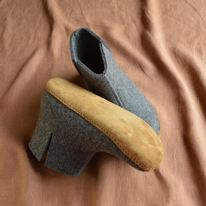 Wool Felt Slippers - Emil's Boots - Graphite (Adults 36-45)