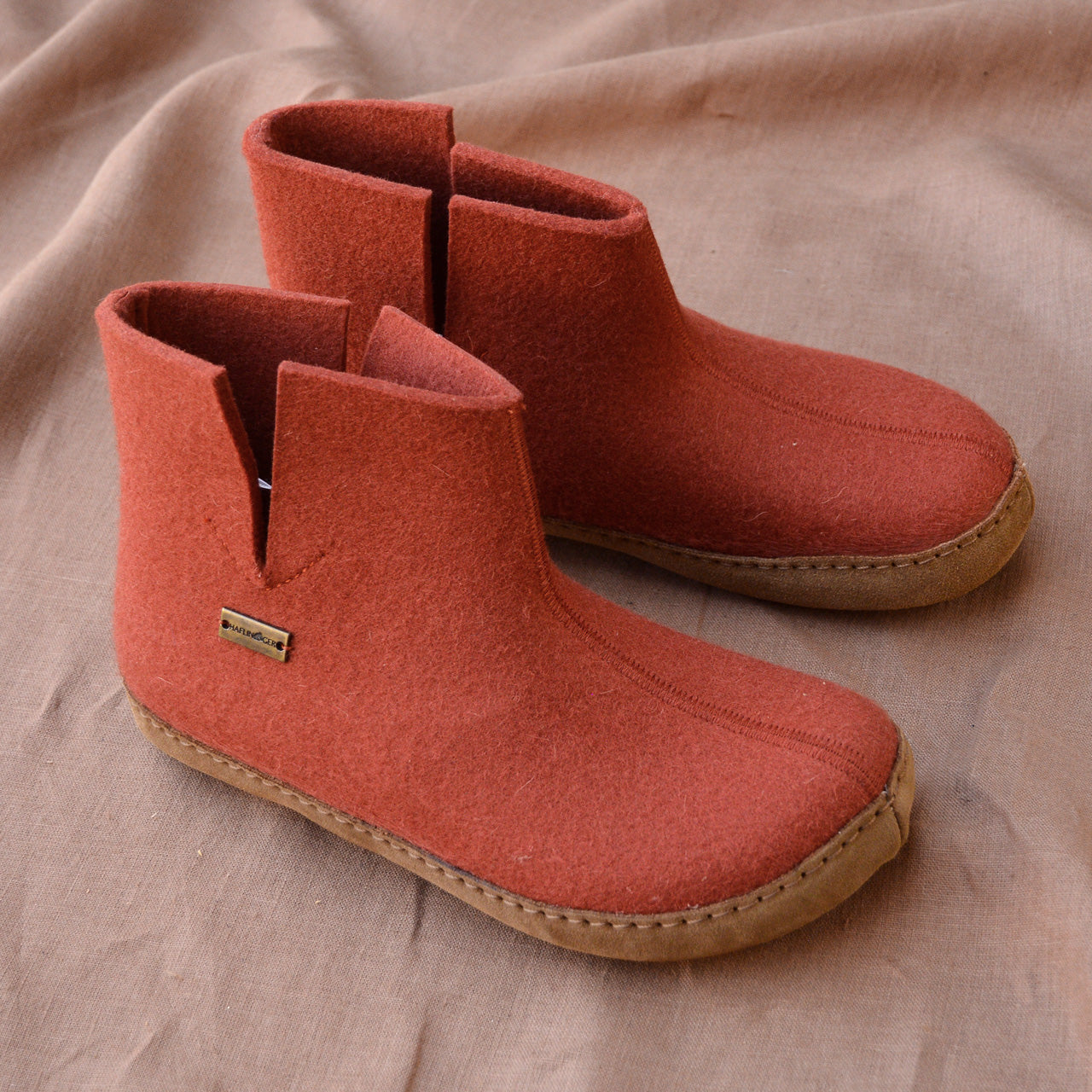 Wool Felt Slippers - Emil's Boots - Fox (Adults 36-42)