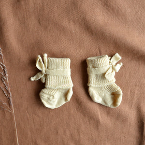 Newborn socks and booties discount