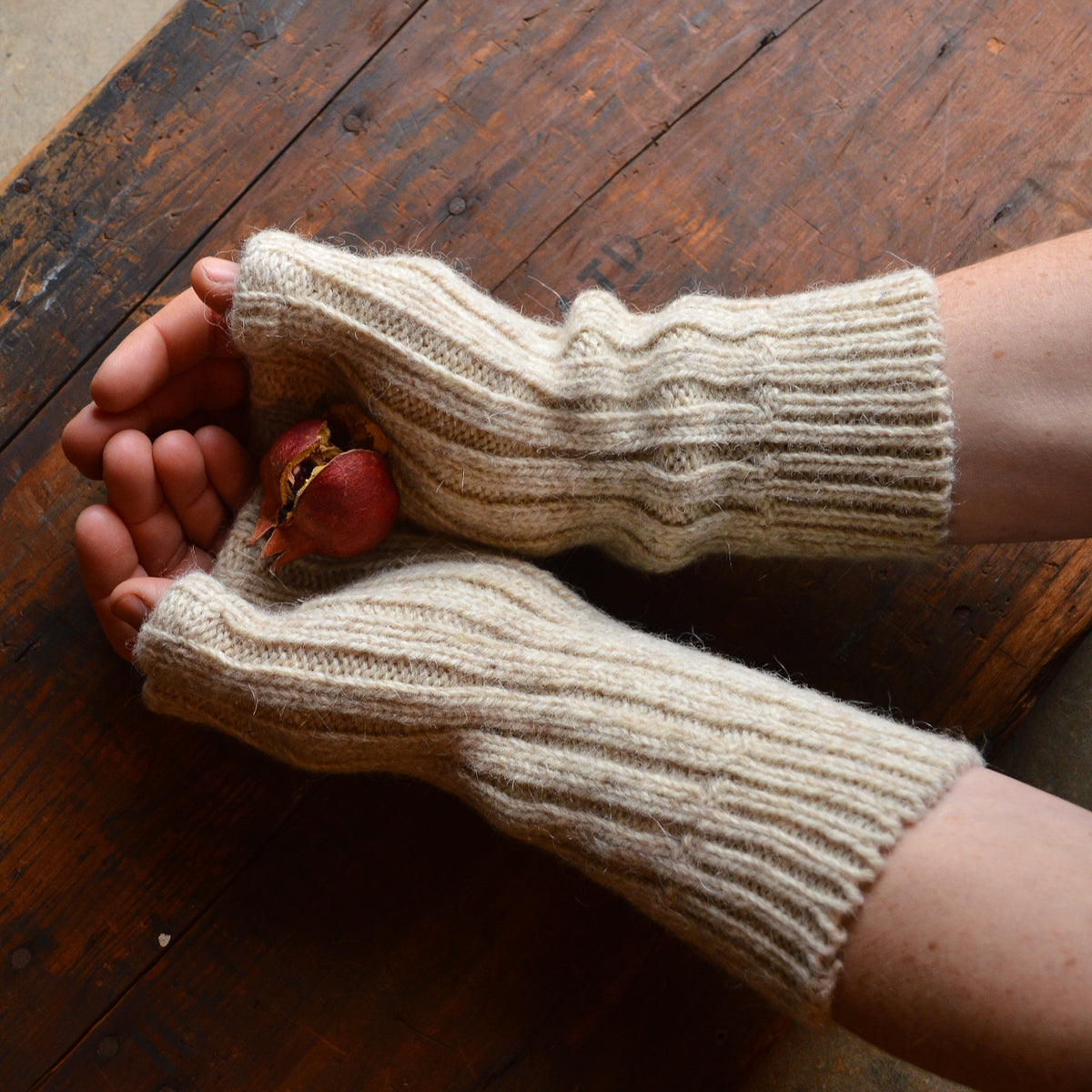 Chunky Wool/Alpaca Hand Warmers (Adults) *Returning 2026