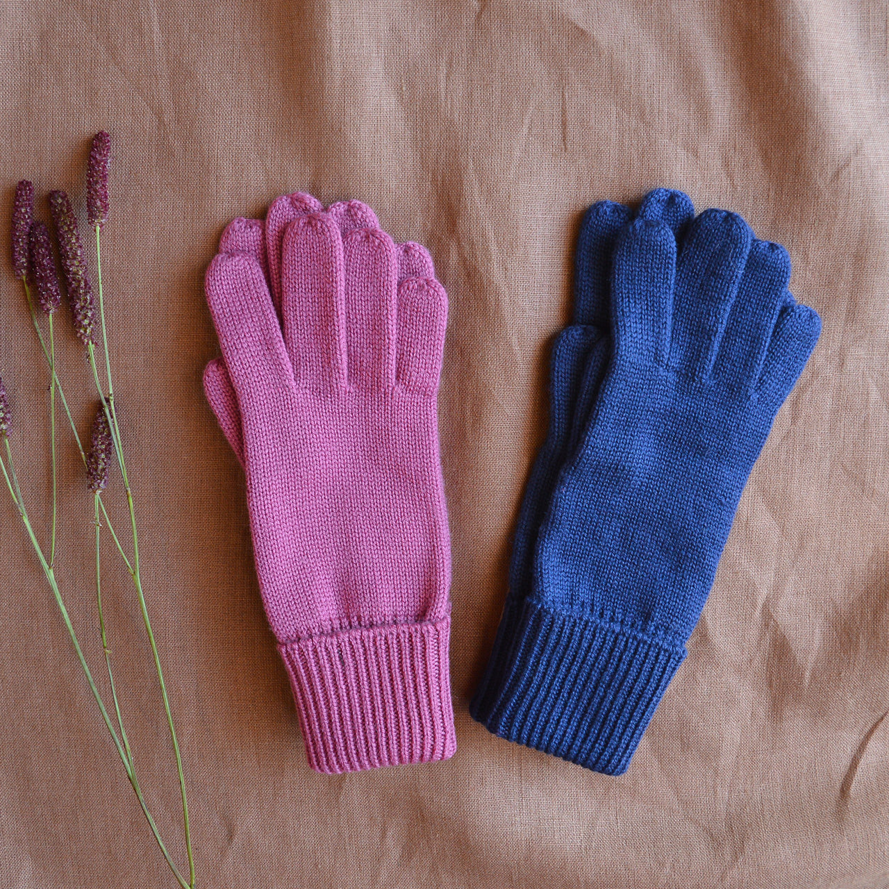 Kids Wool Gloves in 100% Organic Merino (Pink only) *Last One!