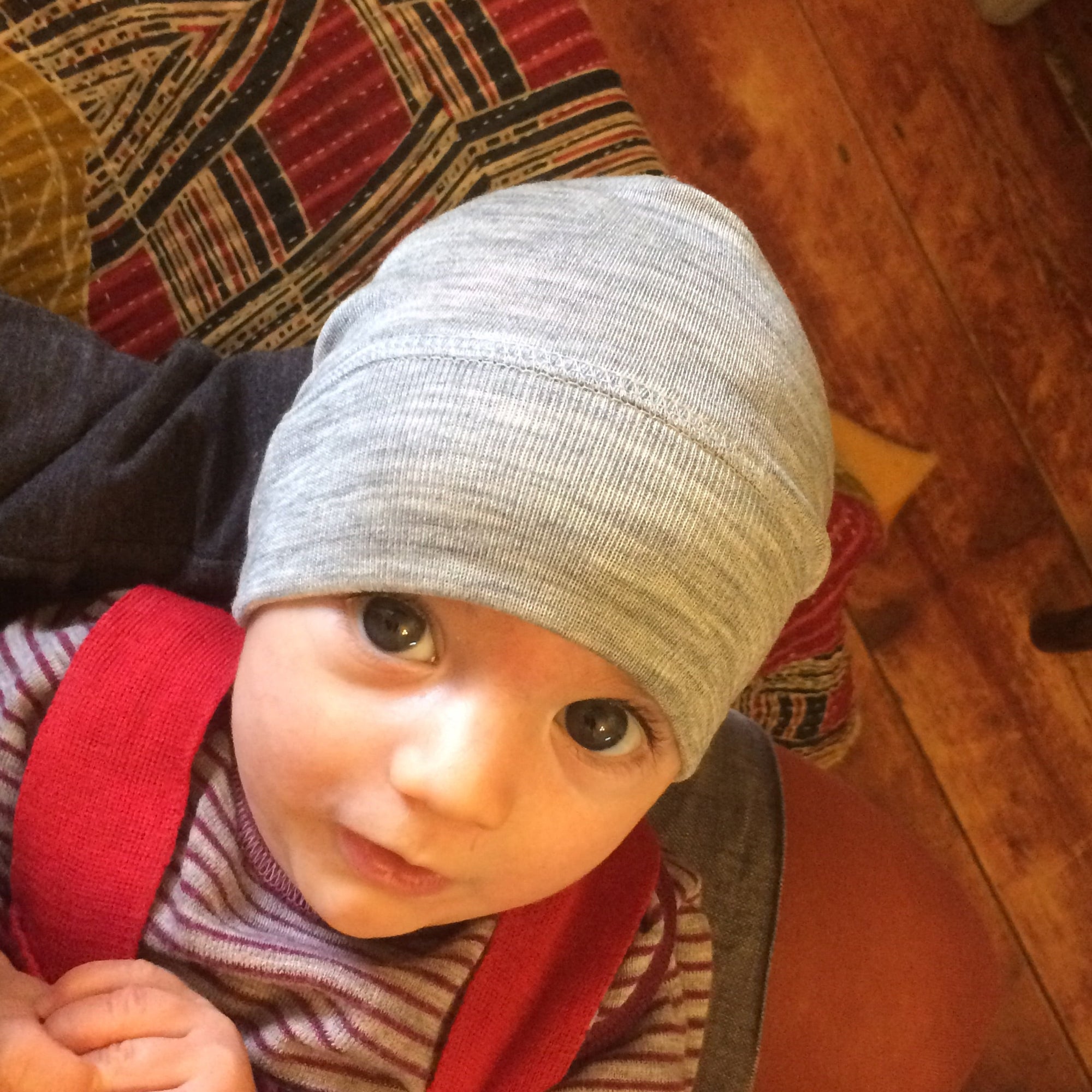 Beanie in Wool/Silk - Grey (0-5y)