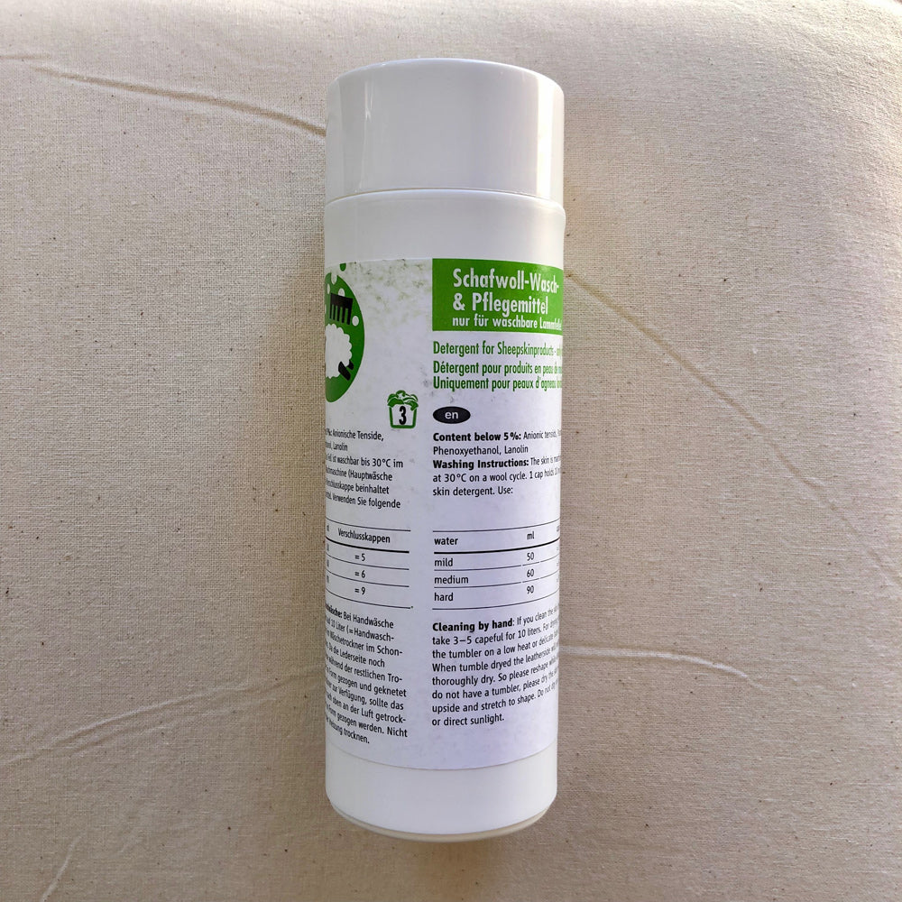 Lambskin Fleece Wool Shampoo (200mls)